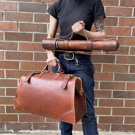 leather bag repair brisbane|local leather doctors near me.